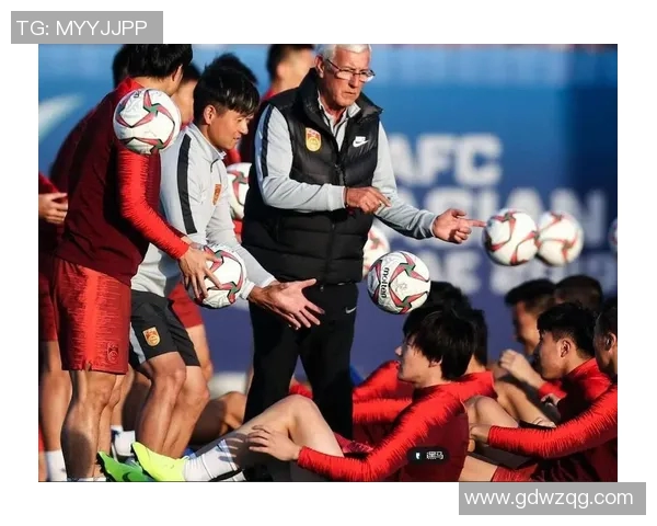 足球明星与艾弗森的传奇交汇：跨界运动员的荣耀与挑战之路