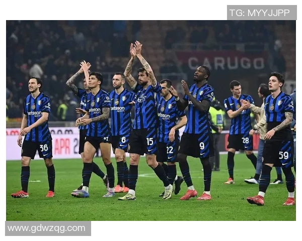 足球明星库尔图尔的辉煌历程与对未来的展望